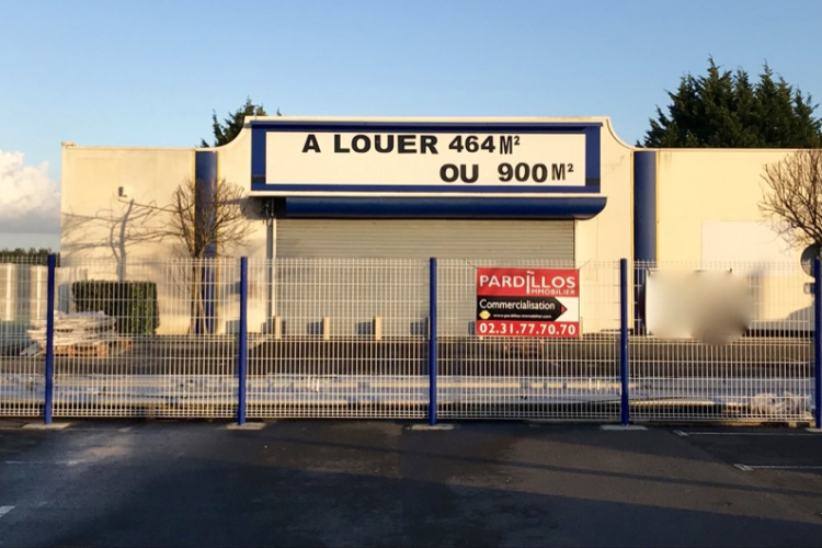 LOCAL COMMERCIAL OUISTREHAM / PAS DE DROIT AU BAIL