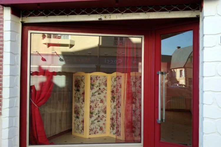 Vente Local commercial + Appartement F3