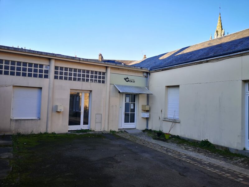 BUREAUX 130 M²
