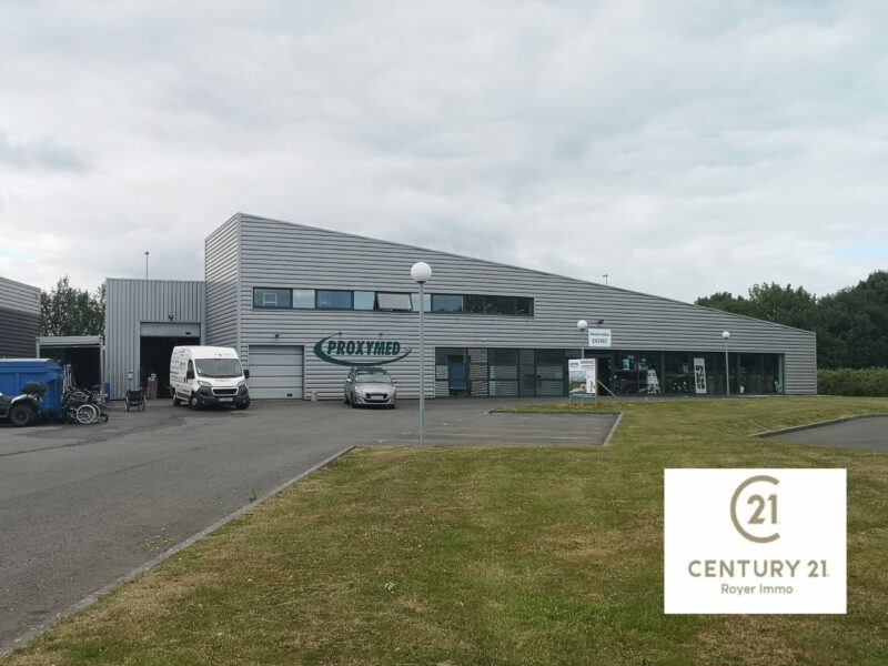 LOCAL ACTIVITE 840 M²