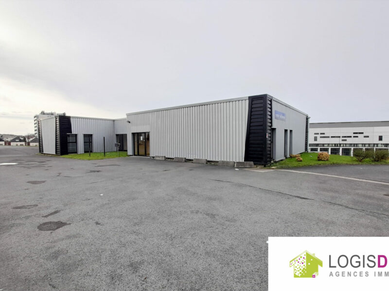BARENTIN : LOCAL PROFESSIONNEL 7 BUREAUX + HALL + SANITAIRES