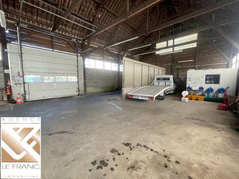 BATIMENT A USAGE ARTISANAL OU TOUTE AUTRE ACTIVITE