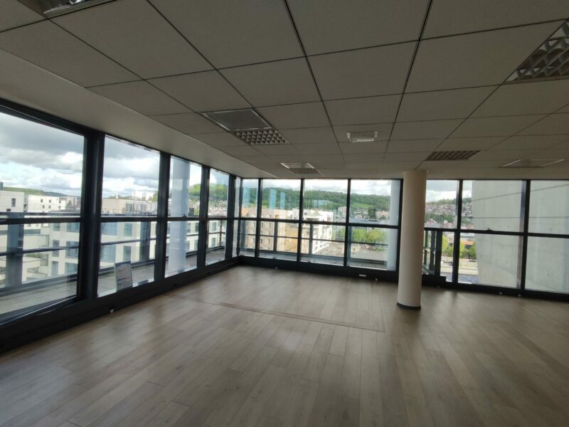 Plateau de bureau ROUEN 111 m2