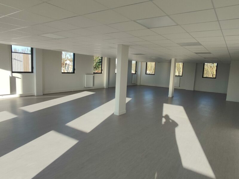 Atelier neuf à louer proche Rouen centre 309 m²
