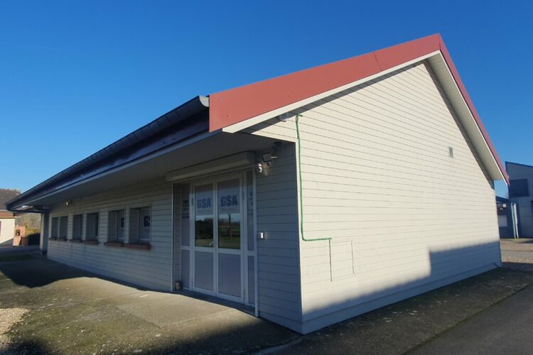 Local d’activité de 210 m2 à louer