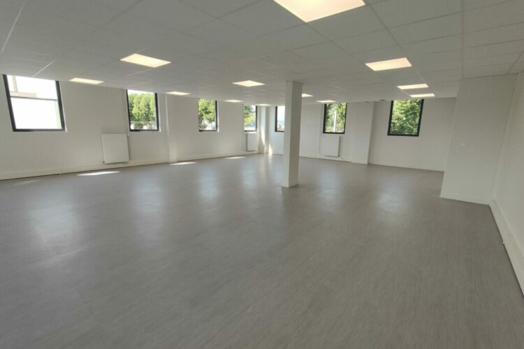 Bureau proche de Rouen 98 m2