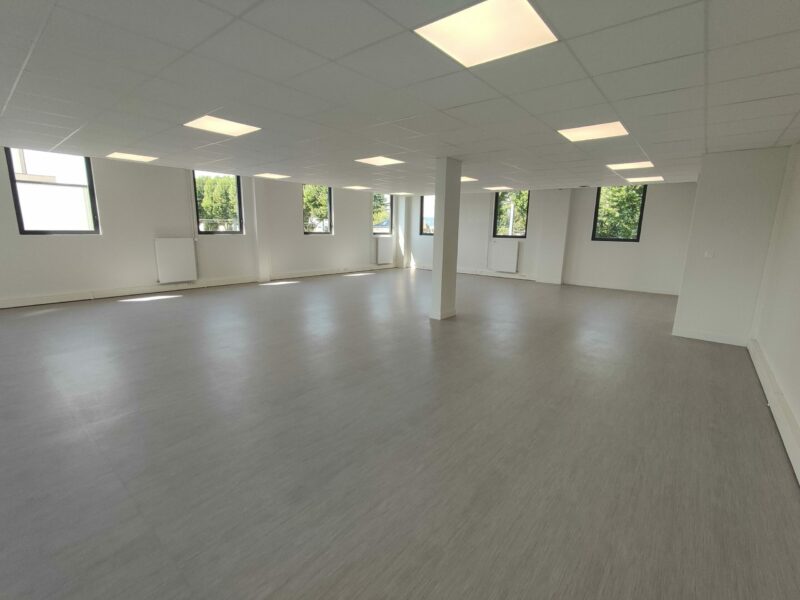 Bureau proche de Rouen 98 m2