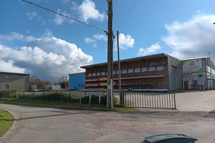 Locaux occupés par SAS LES AIRELLES