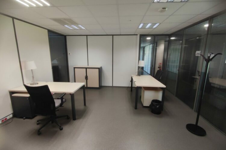 Bureau de 40 m2 meublé, situé au Centre d’Affaires de Dieppe