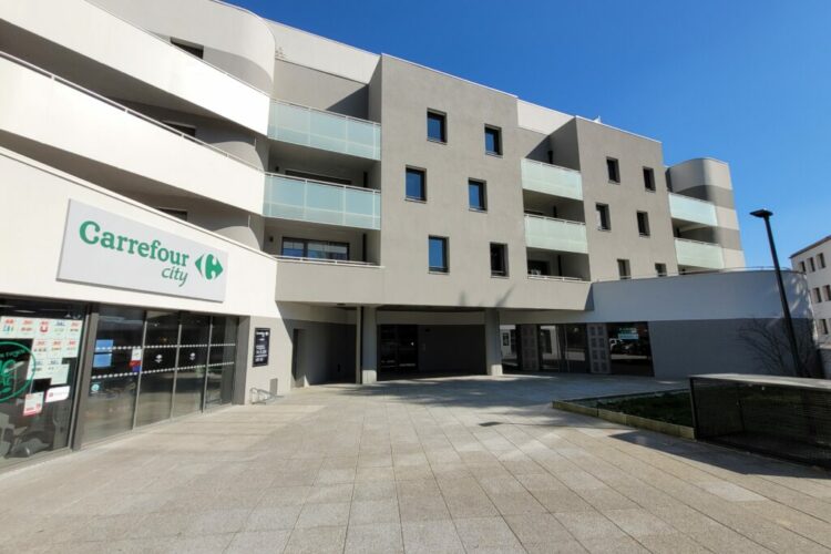 Commerce 180 m² – BIHOREL