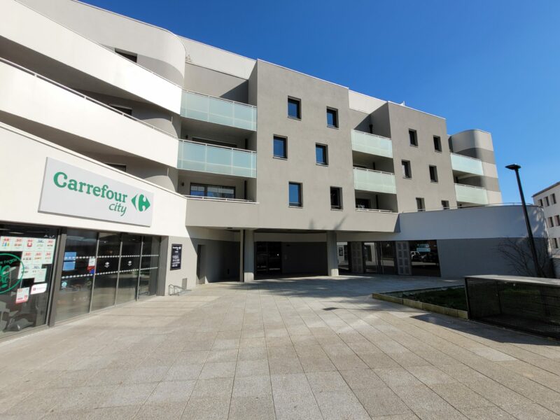 Commerce 180 m² – BIHOREL