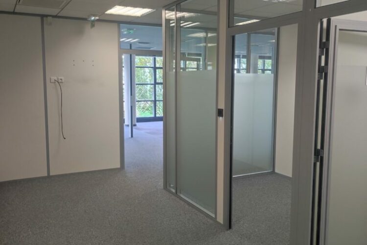 Bureau de 253 m2 à Rouen