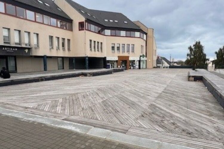 MURS DE BUREAUX A VENDRE