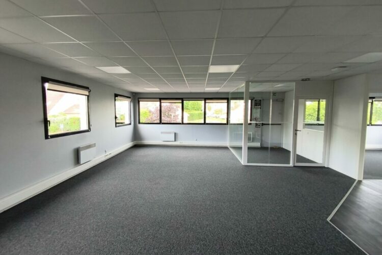 Bureau de 94.26 m2